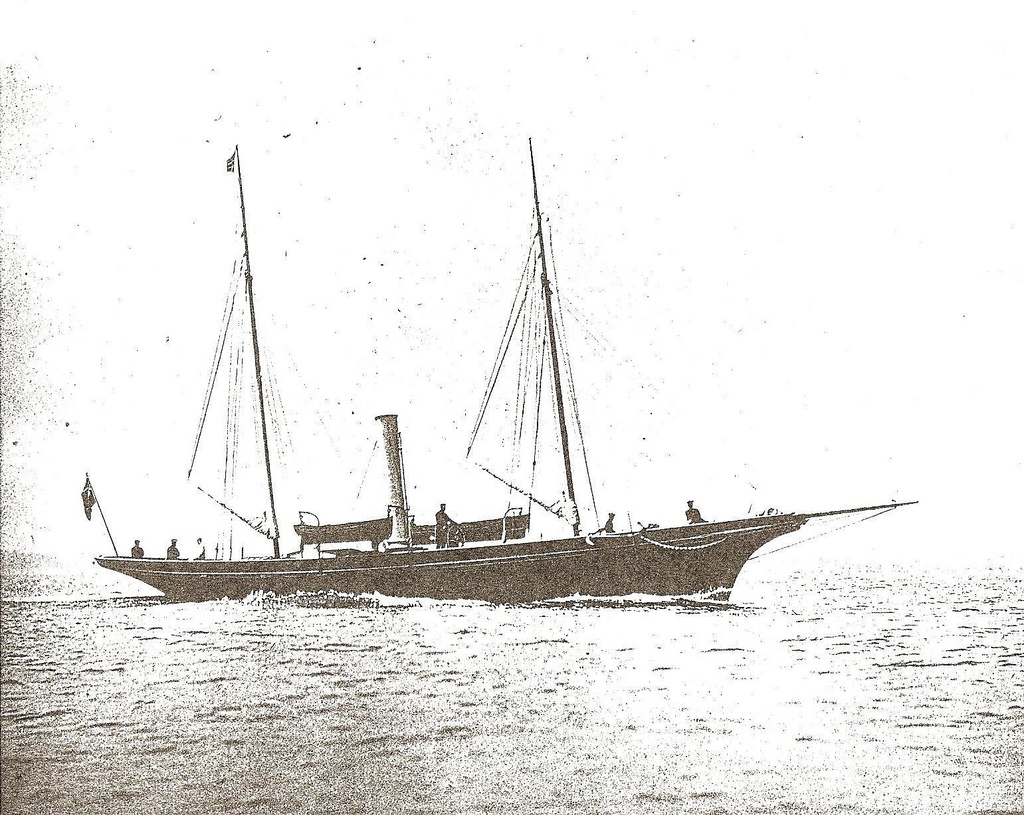 Amazon - Avenue of Sail in Jubilee Pageant