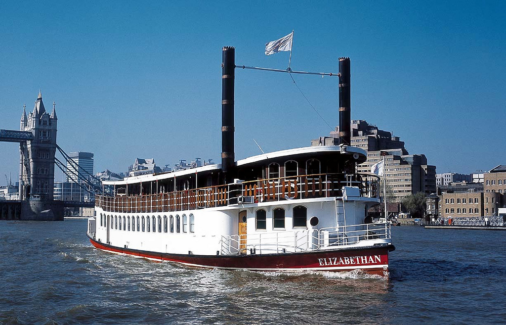 Elizabethan - passenger boats in Jubilee Pageant